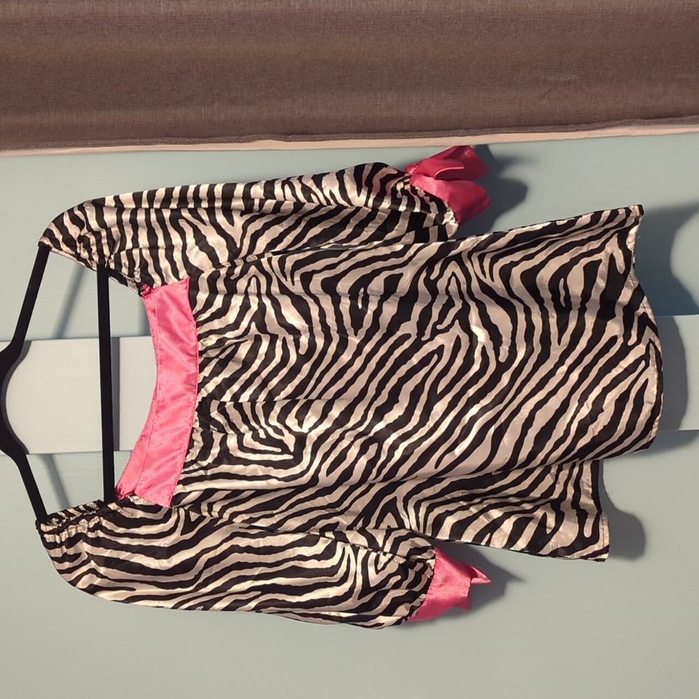 Allison Taylor Animal print top